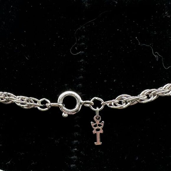 Crown Trifari 60s Statement Chunky Flower 23-1/2” Rope Chain Pendent Necklace - Picture 5 of 7